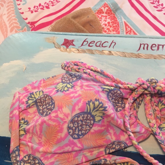 American Eagle Outfitters Sz Medium Bikini Top - Picture 5 of 9